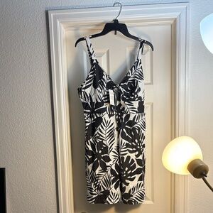 Black & White Tropical Print Women's Dress